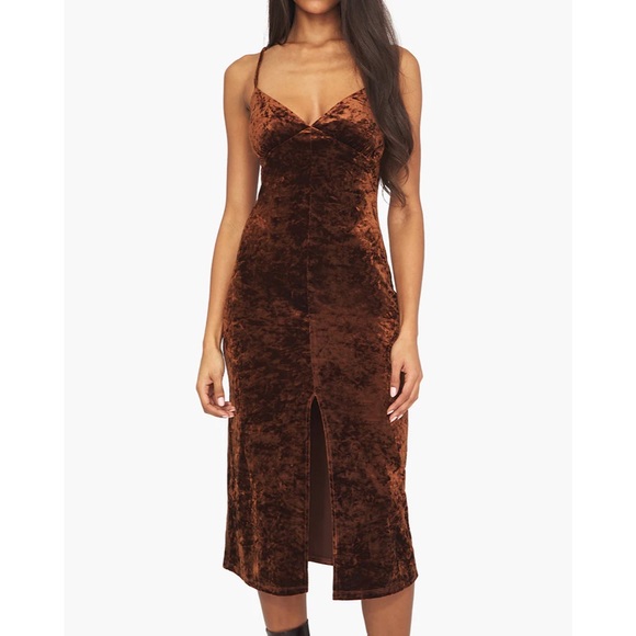 WeWoreWhat Dresses & Skirts - WE WORE WHAT Velvet Slip Dress / Brown / Size: Small